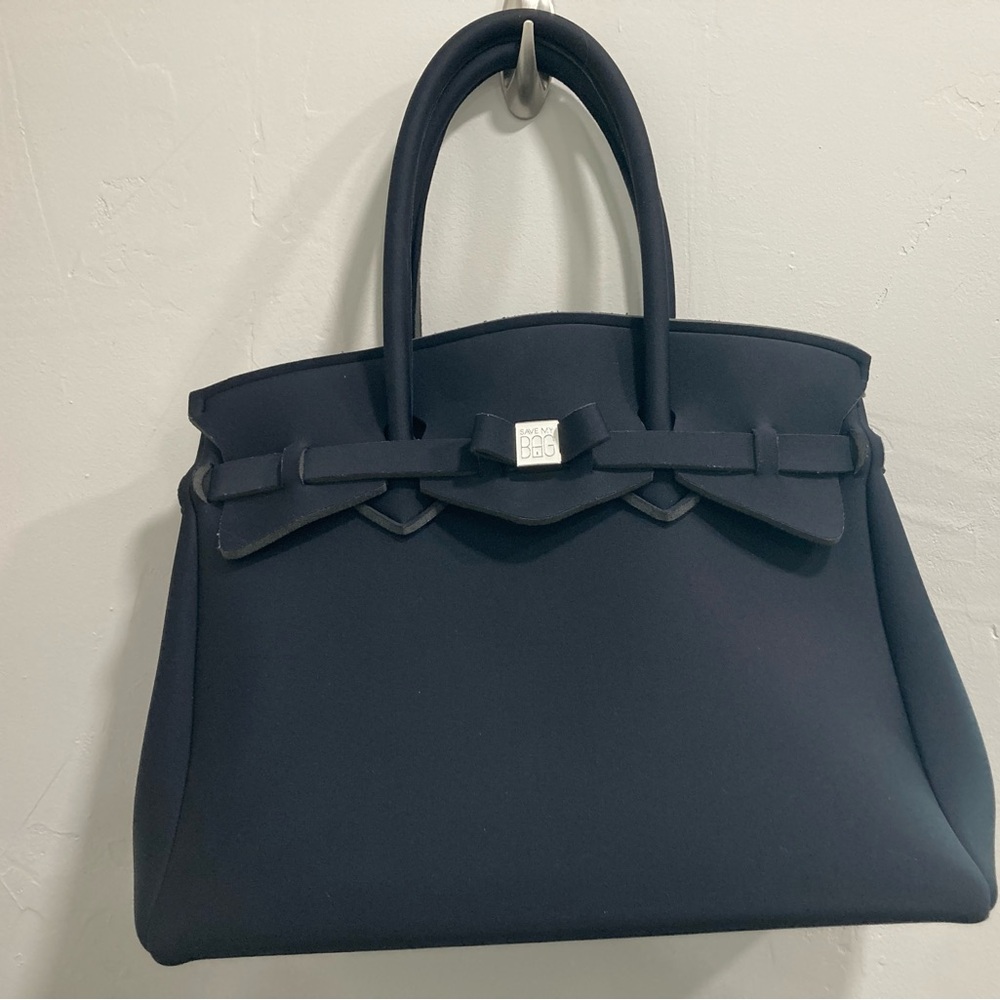 Elegant Black Handbag
